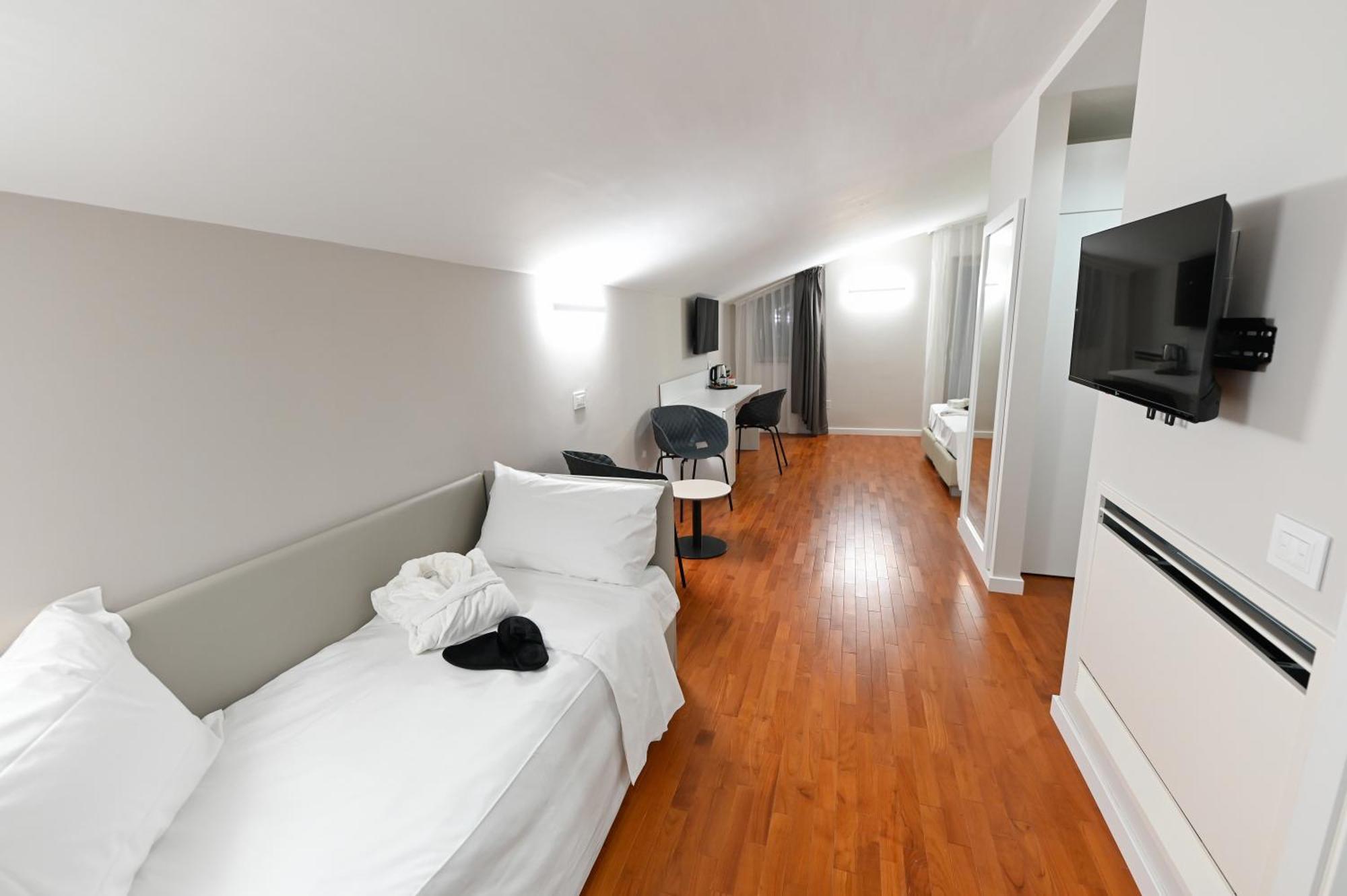 Hotel Hypnos San Giorgio del Sannio Экстерьер фото