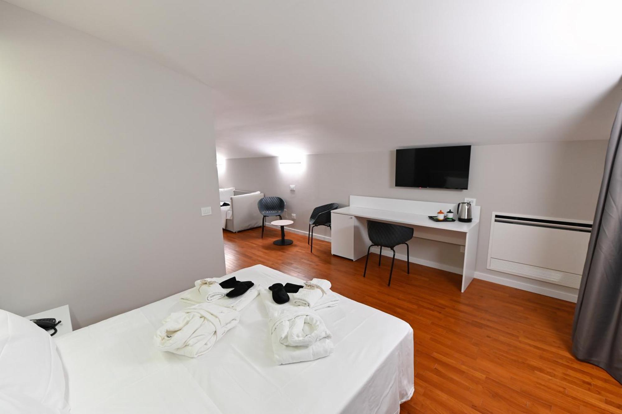 Hotel Hypnos San Giorgio del Sannio Экстерьер фото